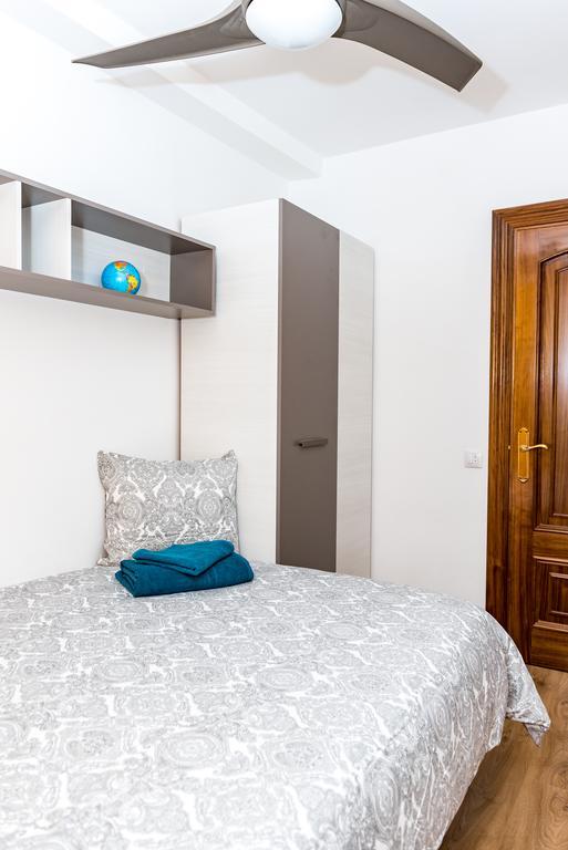 Modern Apartment Playa Valencia Luaran gambar